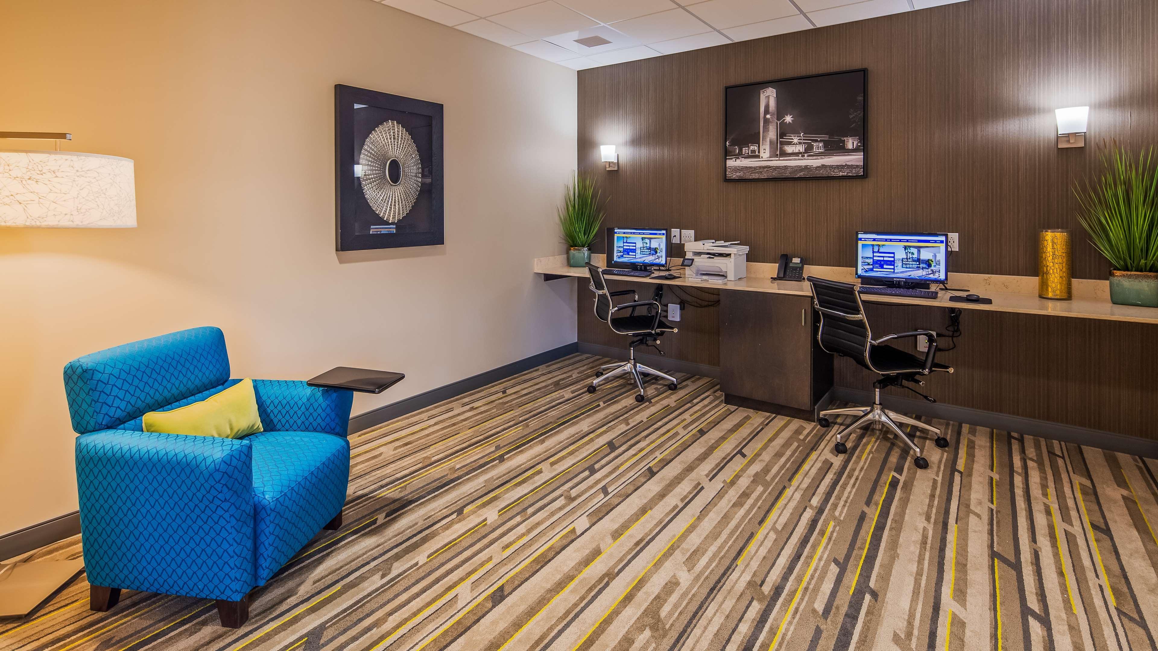 Best Western Plus Hobby Airport Inn And Suites Houston Exteriör bild