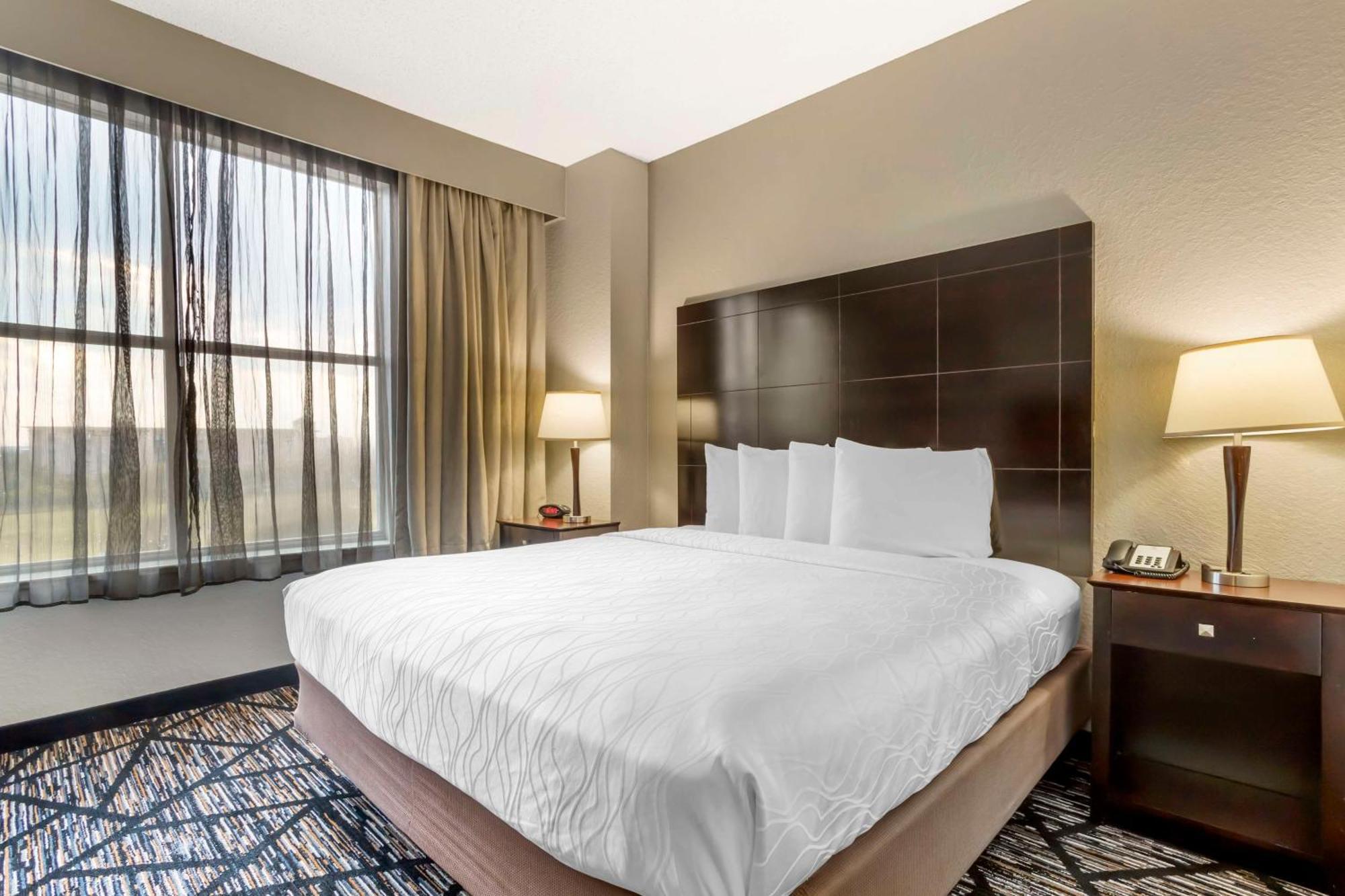 Best Western Plus Hobby Airport Inn And Suites Houston Exteriör bild