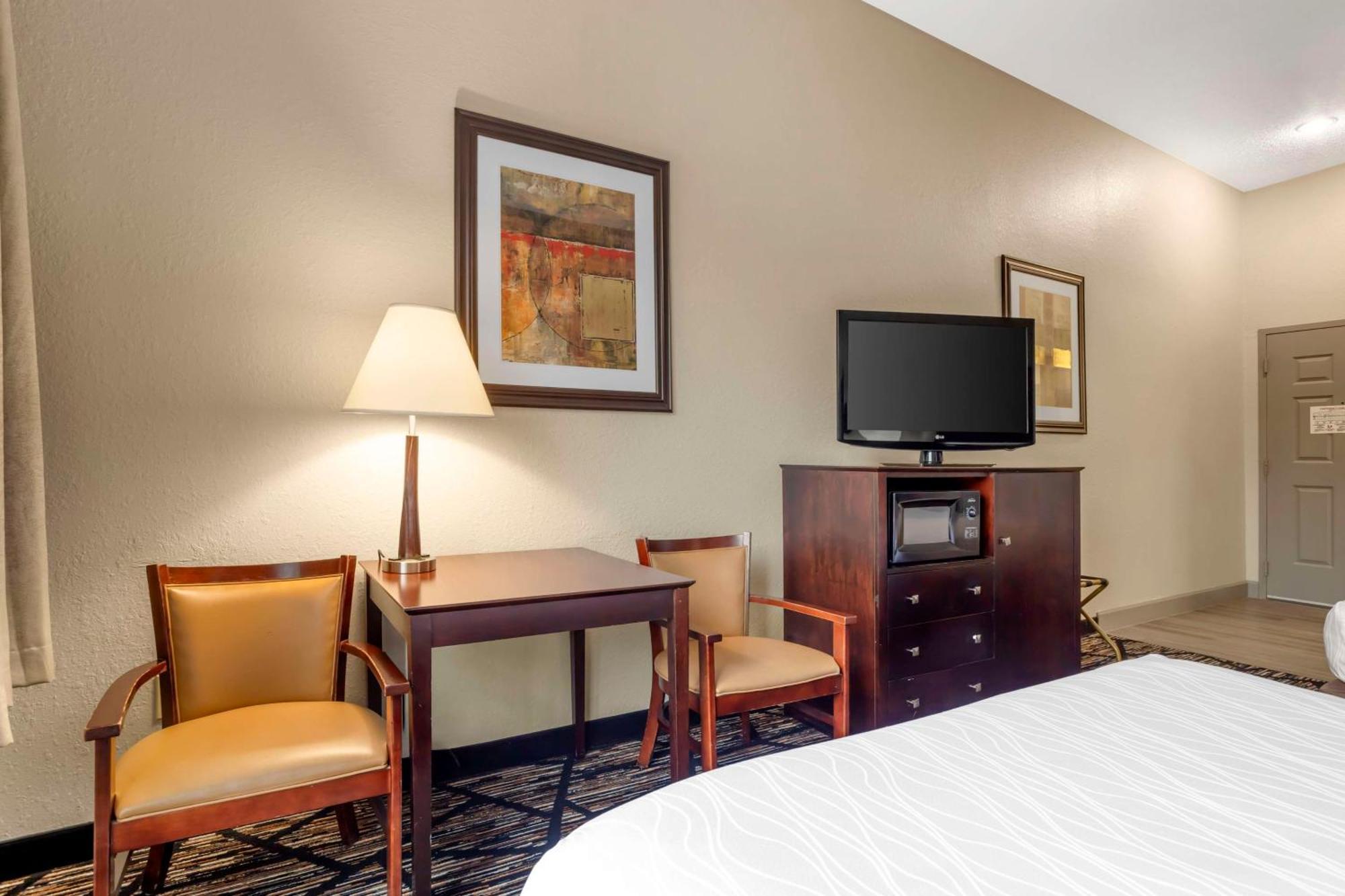 Best Western Plus Hobby Airport Inn And Suites Houston Exteriör bild